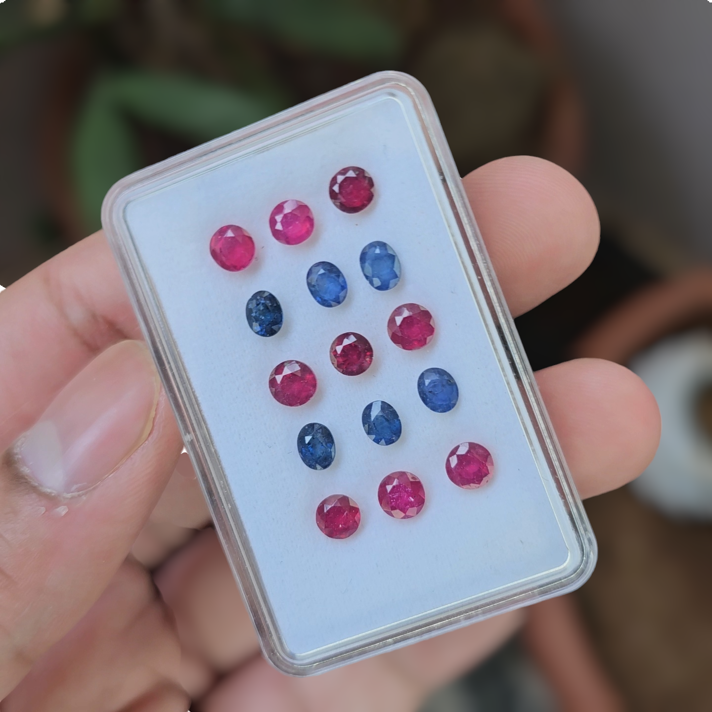 15 Pcs Of Natural Ruby & Sapphire Faceted Gemstone | Shape: Oval & Round | Size:5mm - The LabradoriteKing