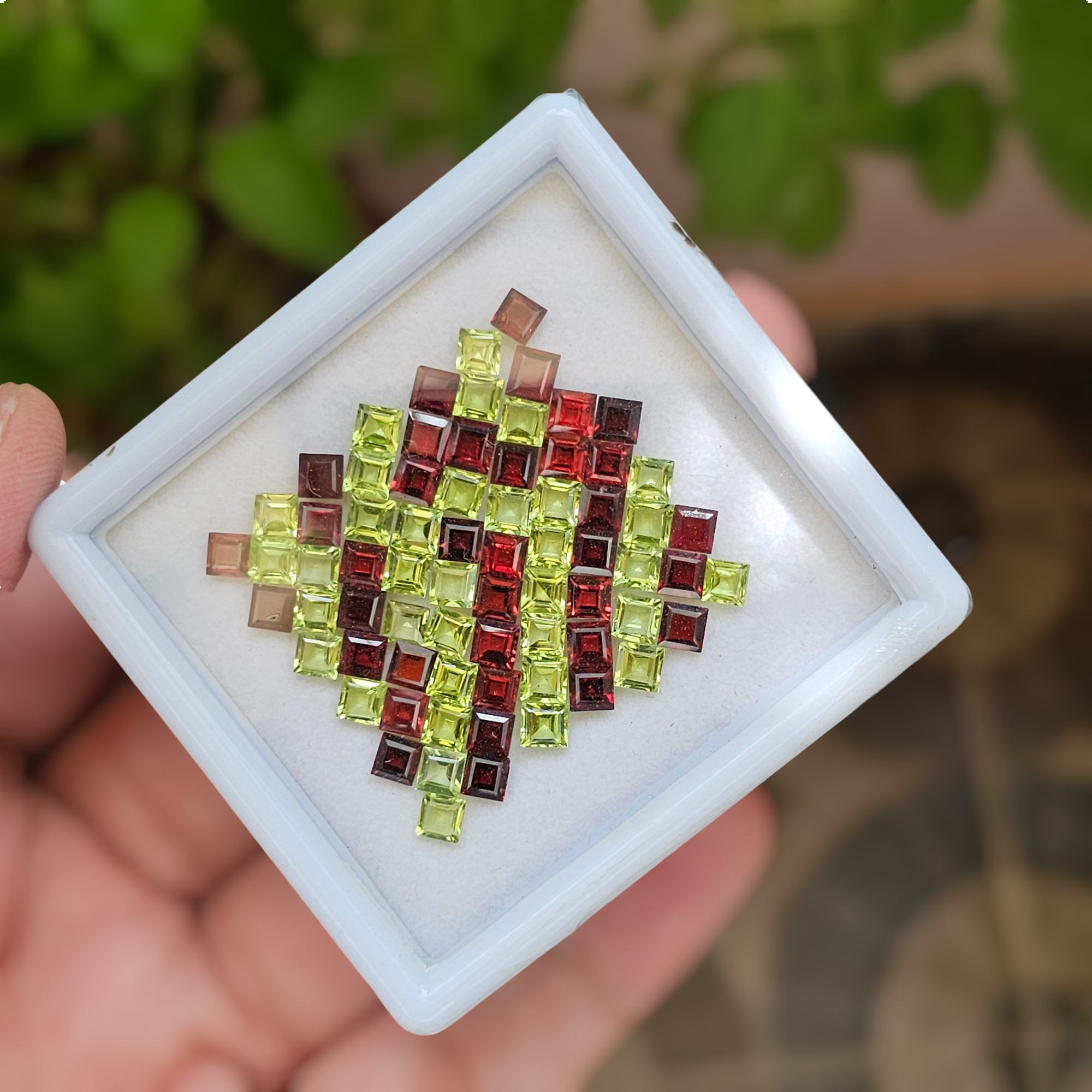 71 Pcs Of Natural  Garnet & Peridot Faceted | Shape: Square | Size: 4mm