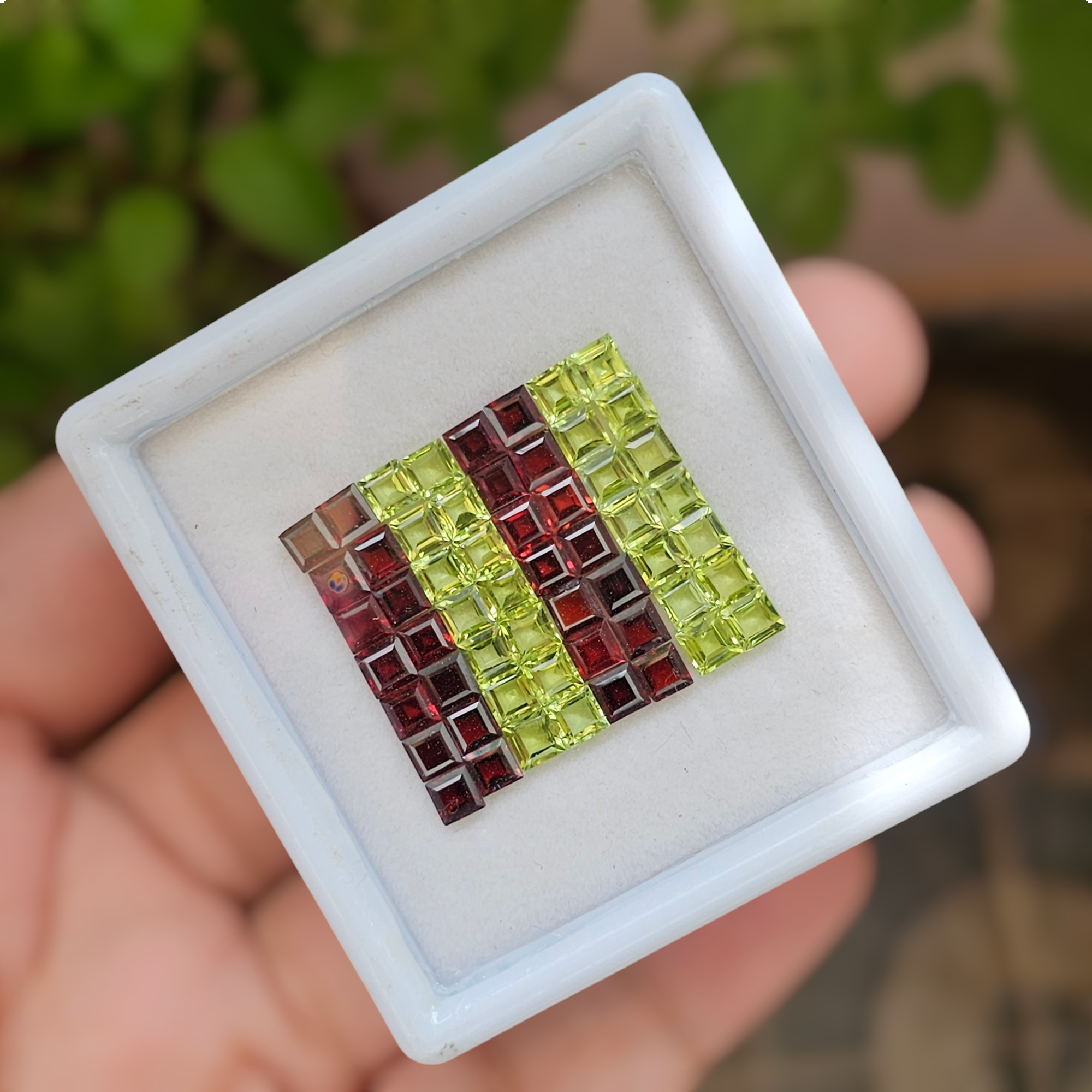 56 Pcs Of Natural  Garnet & Peridot Faceted | Shape: Square | Size: 4mm