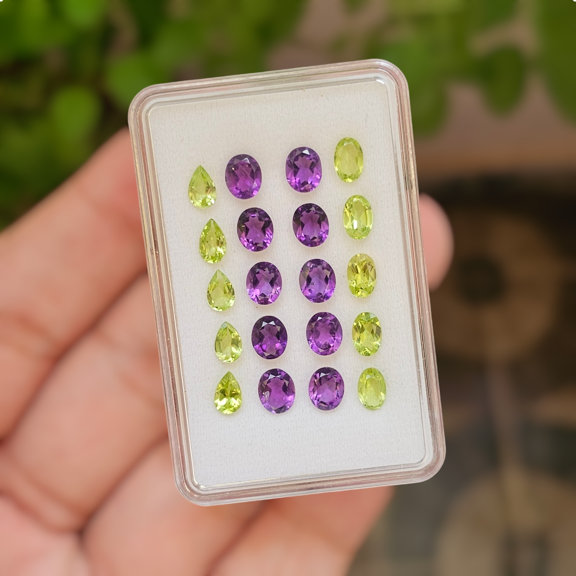 20 Pcs Of Natural Peridot & Amethyst  Faceted | Shape: Pear & Oval | Size: 6mm - The LabradoriteKing