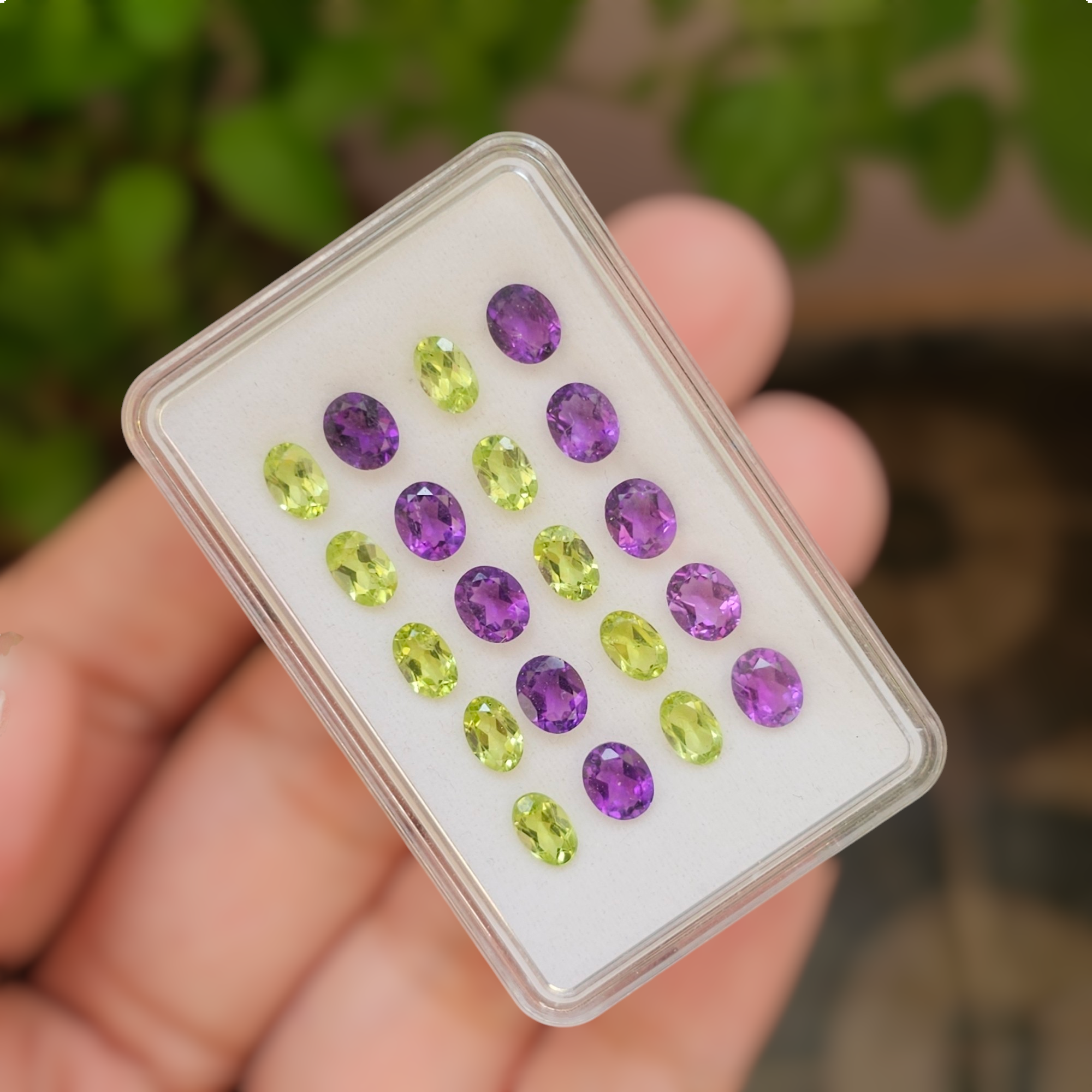 20 Pcs Of Natural Peridot & Amethyst  Faceted | Shape: Oval | Size: 6mm - The LabradoriteKing