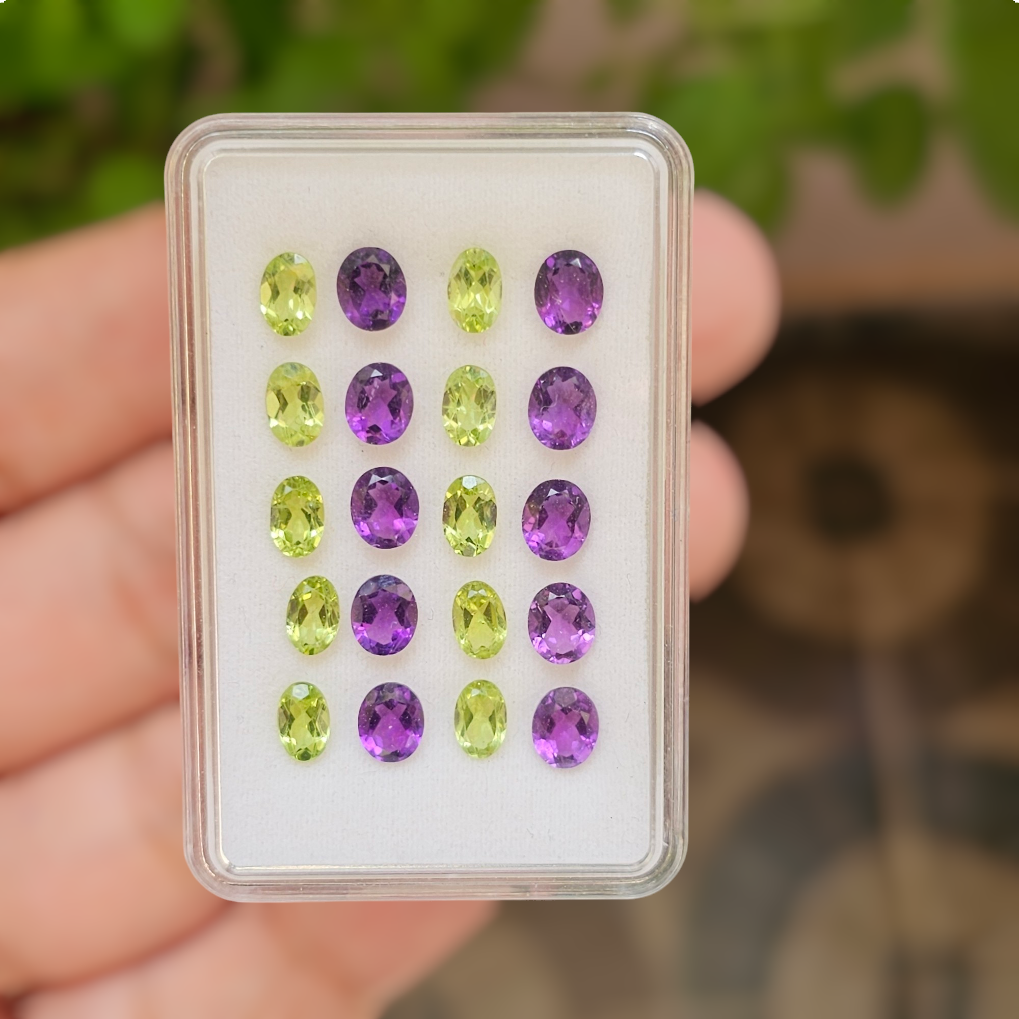 20 Pcs Of Natural Peridot & Amethyst  Faceted | Shape: Oval | Size: 6mm - The LabradoriteKing