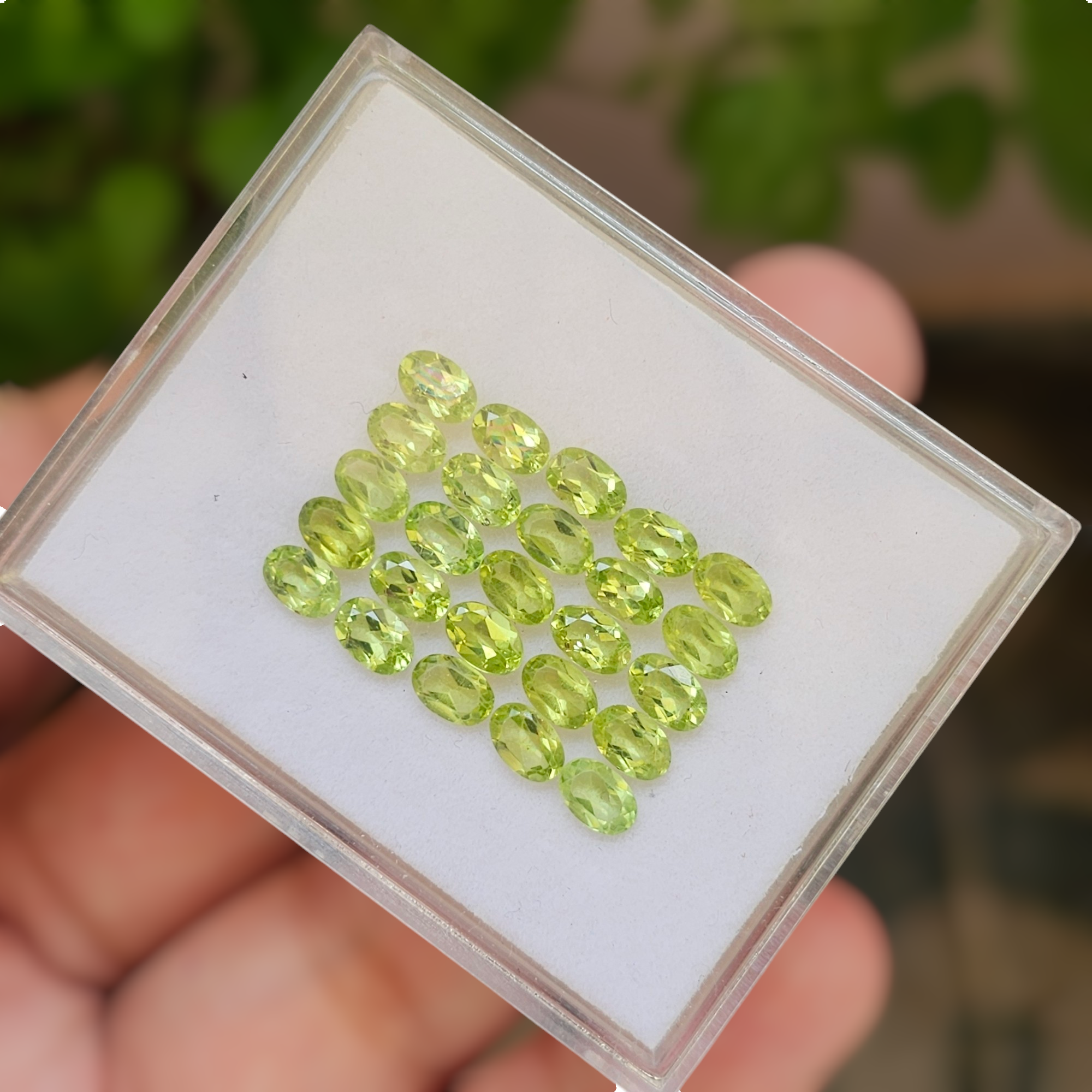 25 Pcs Of Natural Peridot Faceted | Oval Shape | Size: 6x4mm - The LabradoriteKing