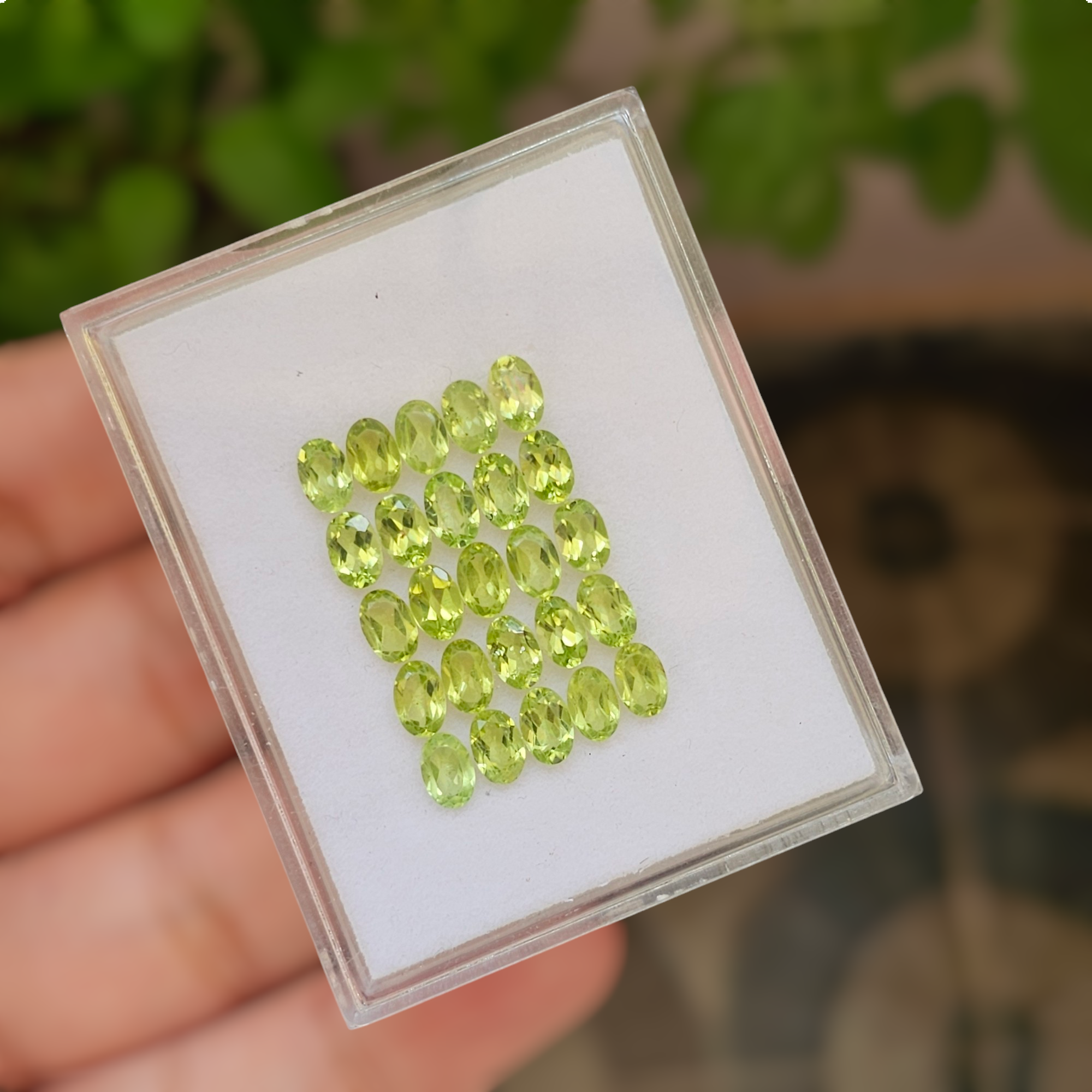 25 Pcs Of Natural Peridot Faceted | Oval Shape | Size: 6x4mm - The LabradoriteKing