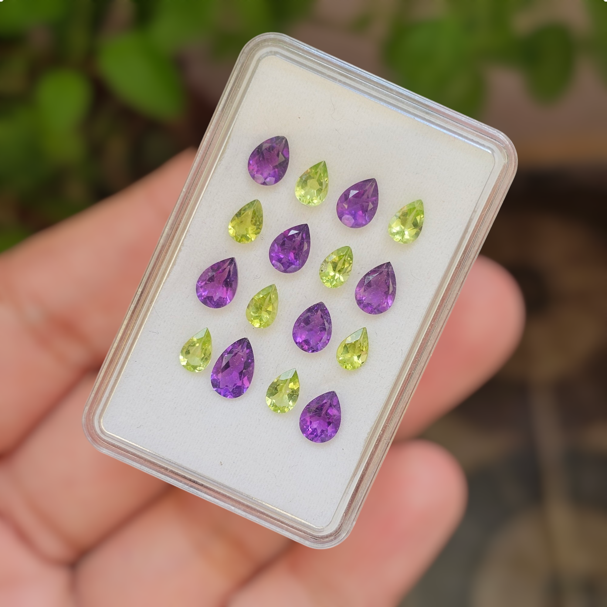 16 Pcs Of Natural Peridot & Amethyst  Faceted | Shape: Pear  | Size: 6-8mm - The LabradoriteKing