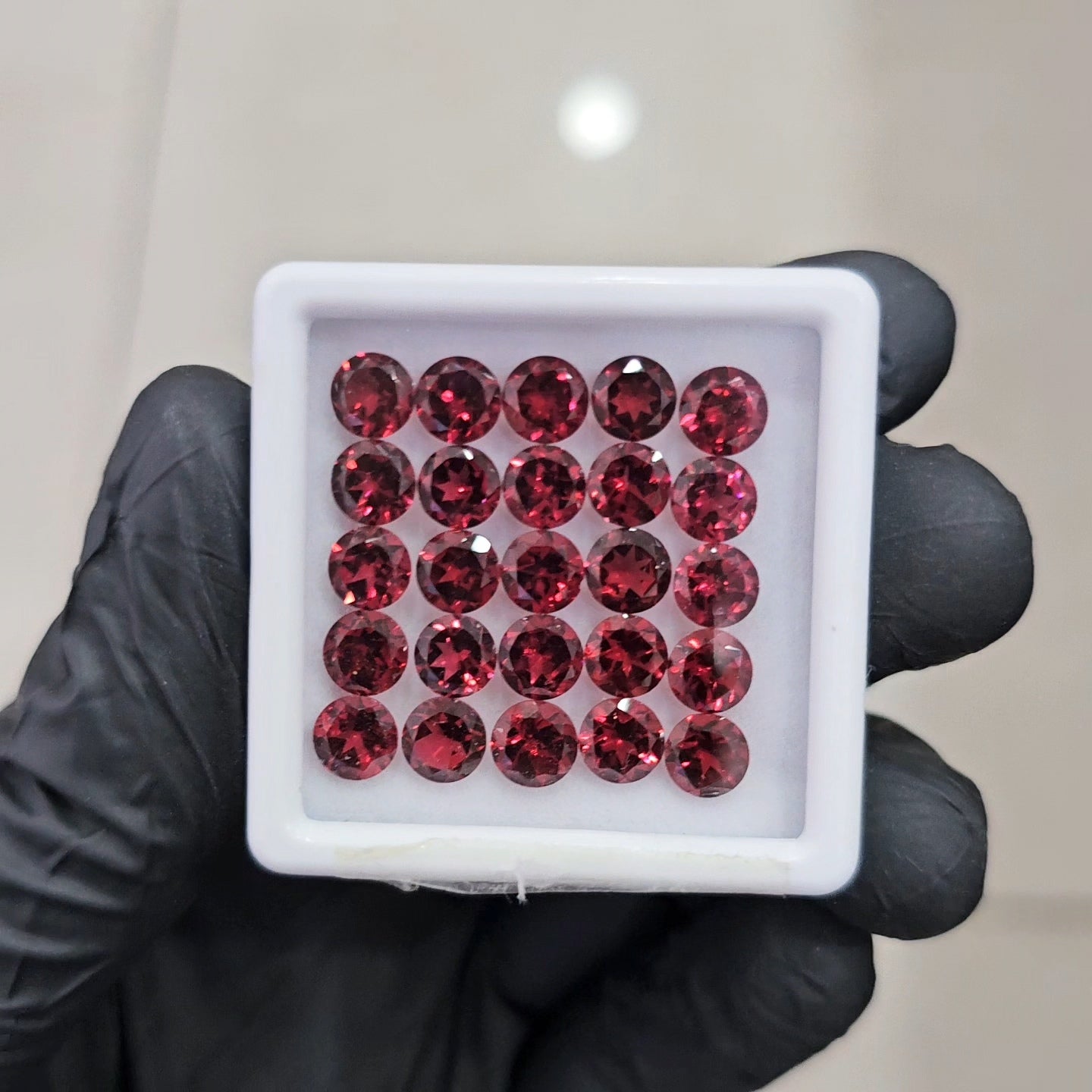 Natural Redrose Garnet | Round | Size: 5-6mm - The LabradoriteKing