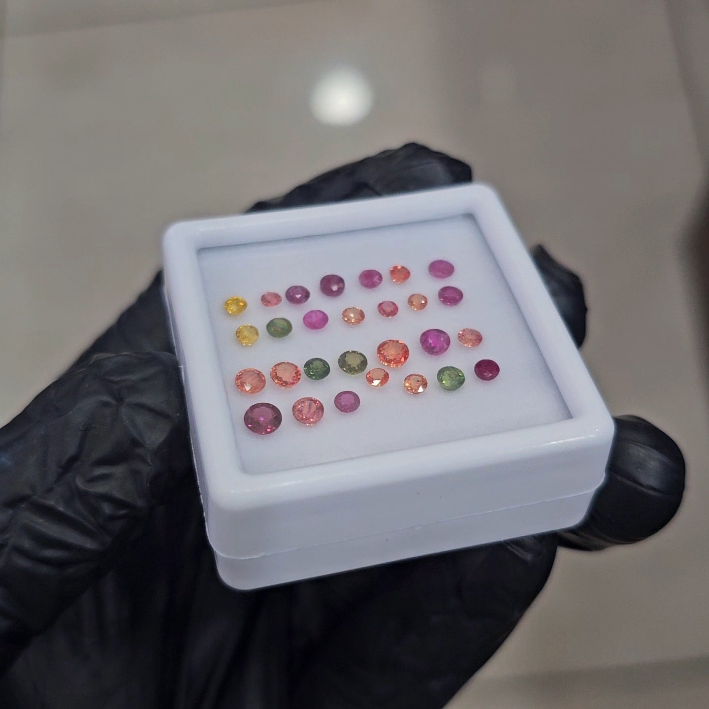 28Pcs of Natural Multi Sapphire Faceted | Round | Size: 2.5-4mm