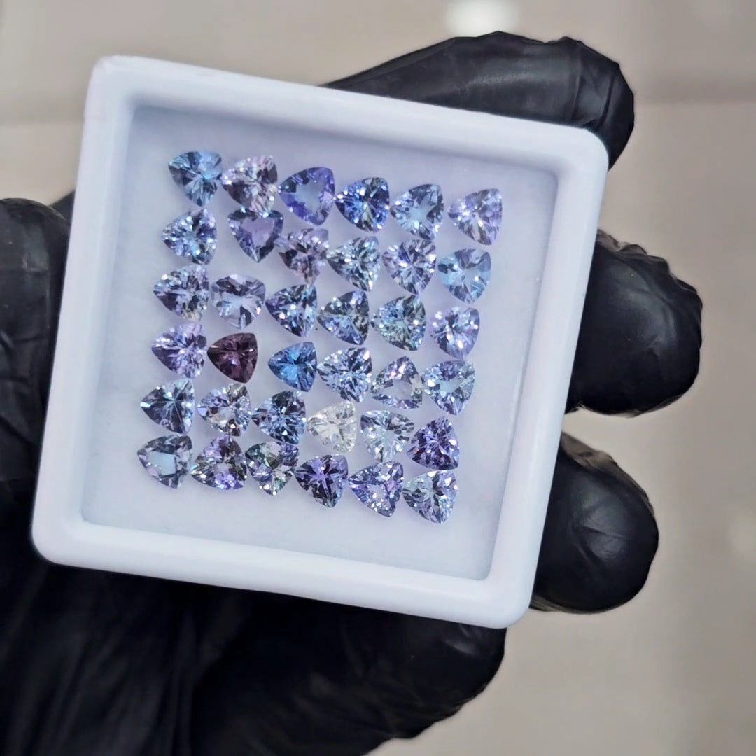 36 Pcs Of Natural Unheated Tanzanite  Faceted | Shape: Trillion | Size: 4.50mm