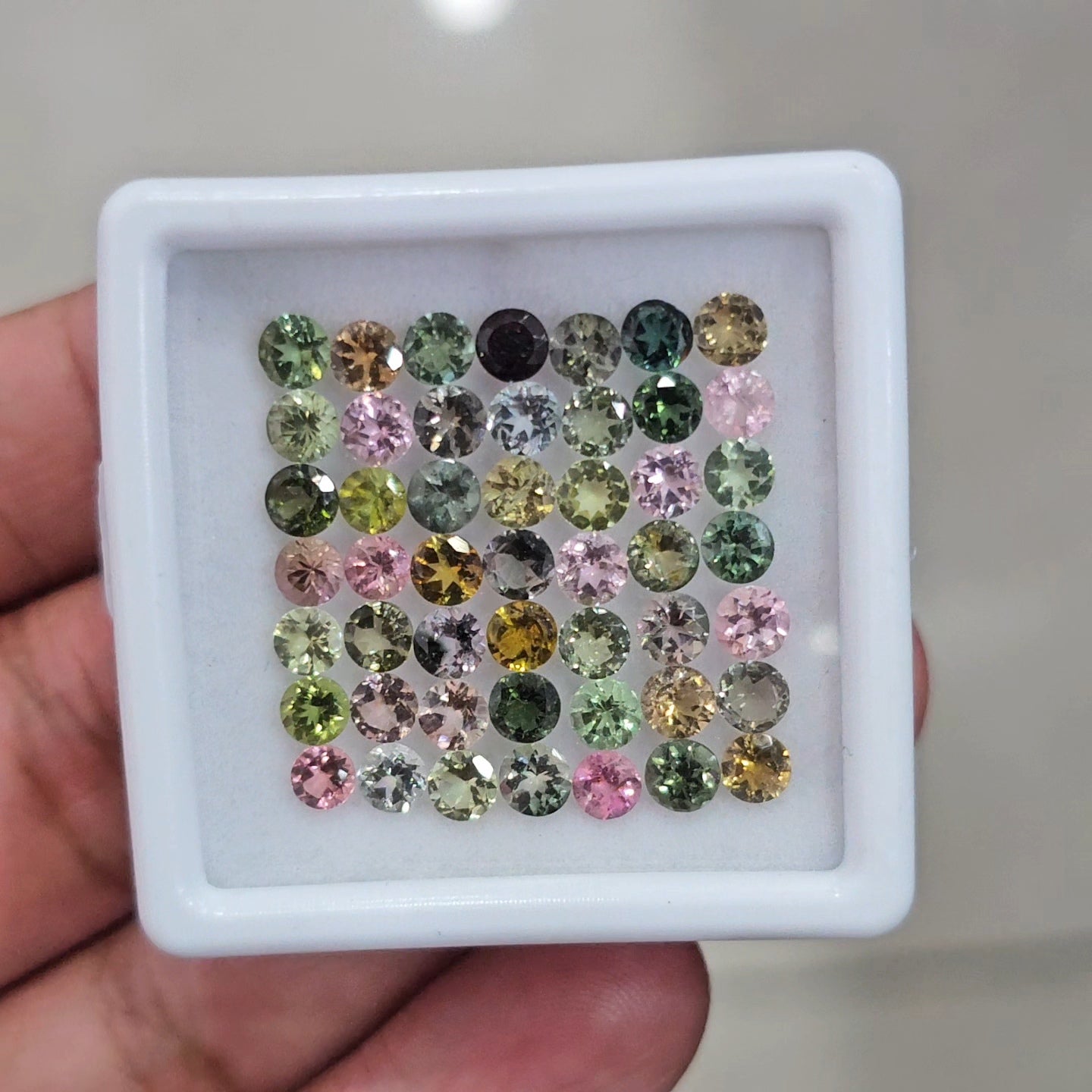 49pcs Of Natural Tourmaline Faceted | Sizes:3-4mm| Round - The LabradoriteKing