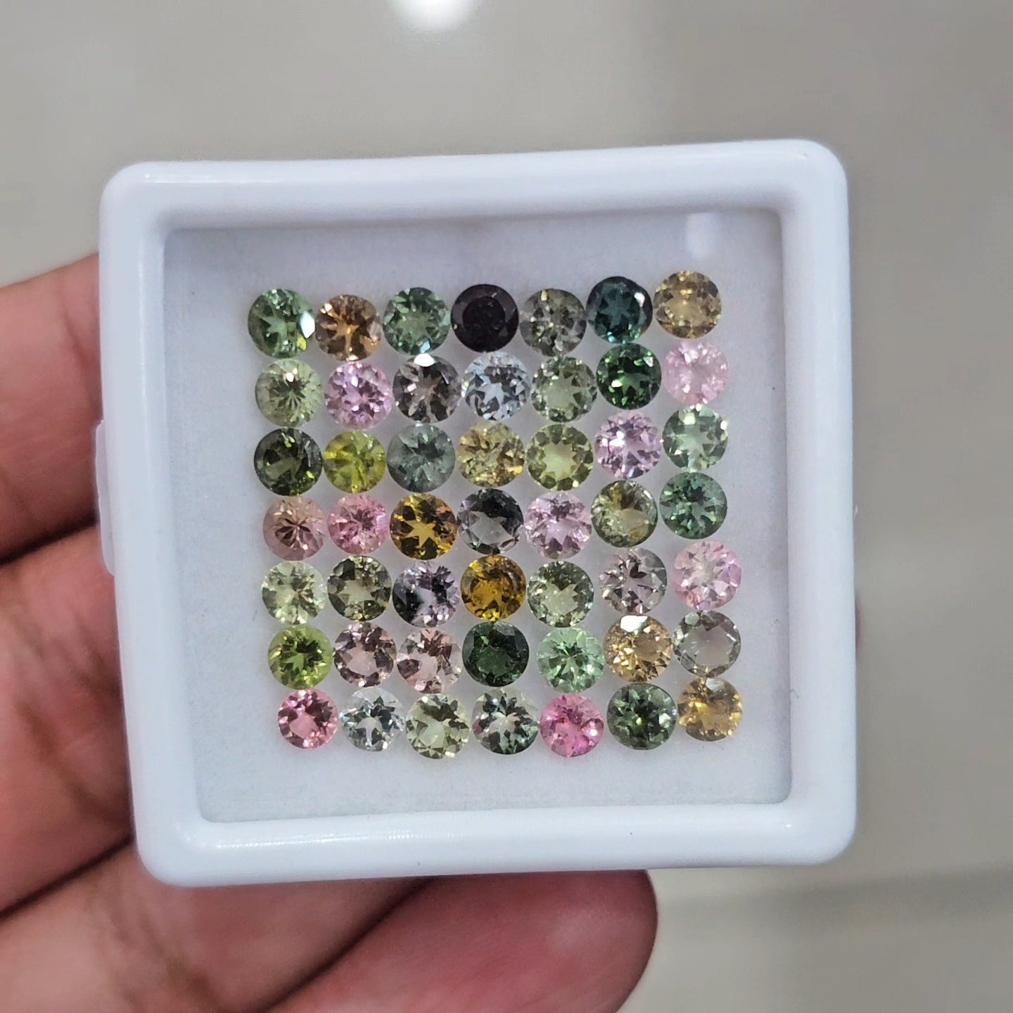 49pcs Of Natural Tourmaline Faceted | Sizes:3-4mm| Round - The LabradoriteKing