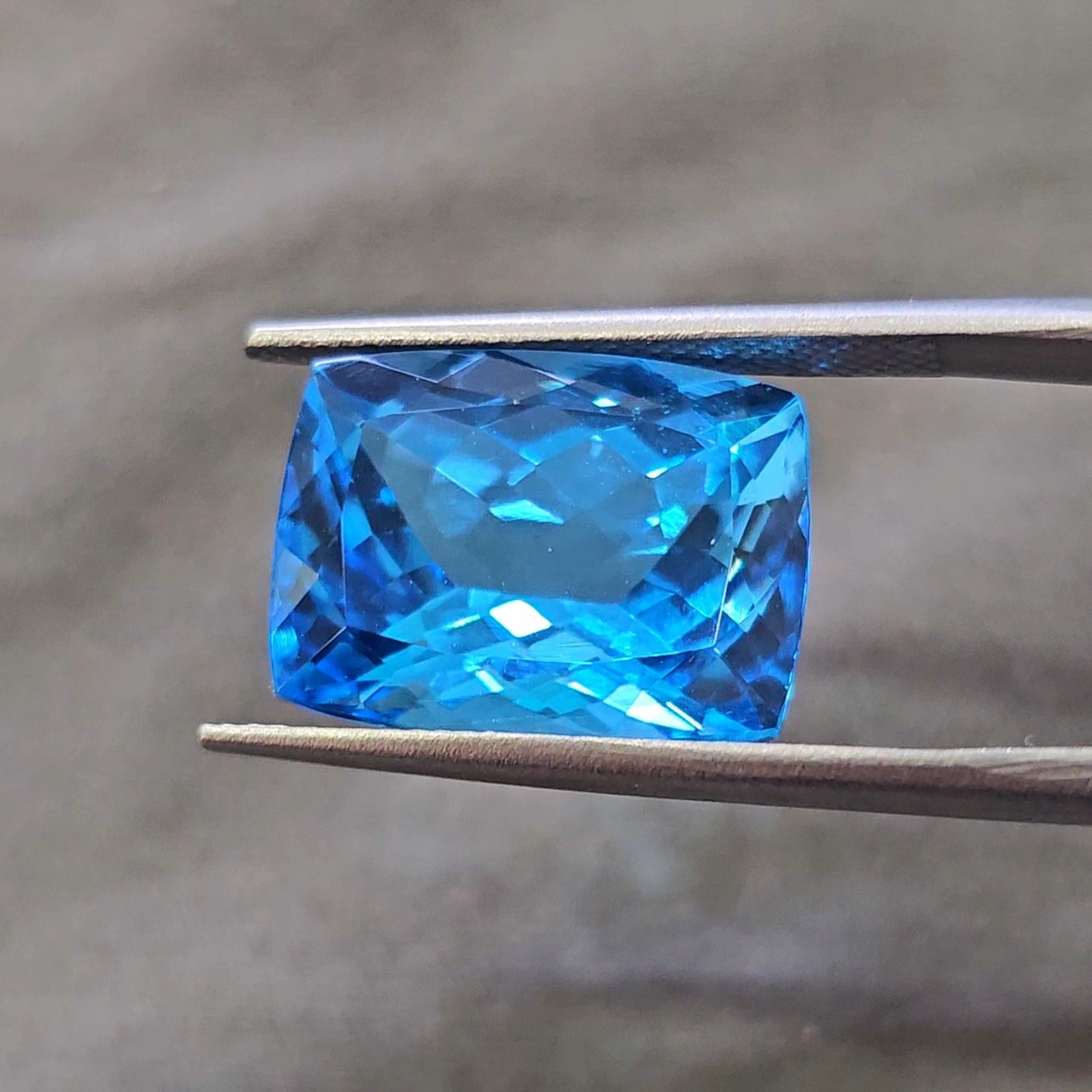 1 Pcs Of Natural Blue Topaz Faceted |Rectangle|  Size:16x12mm - The LabradoriteKing