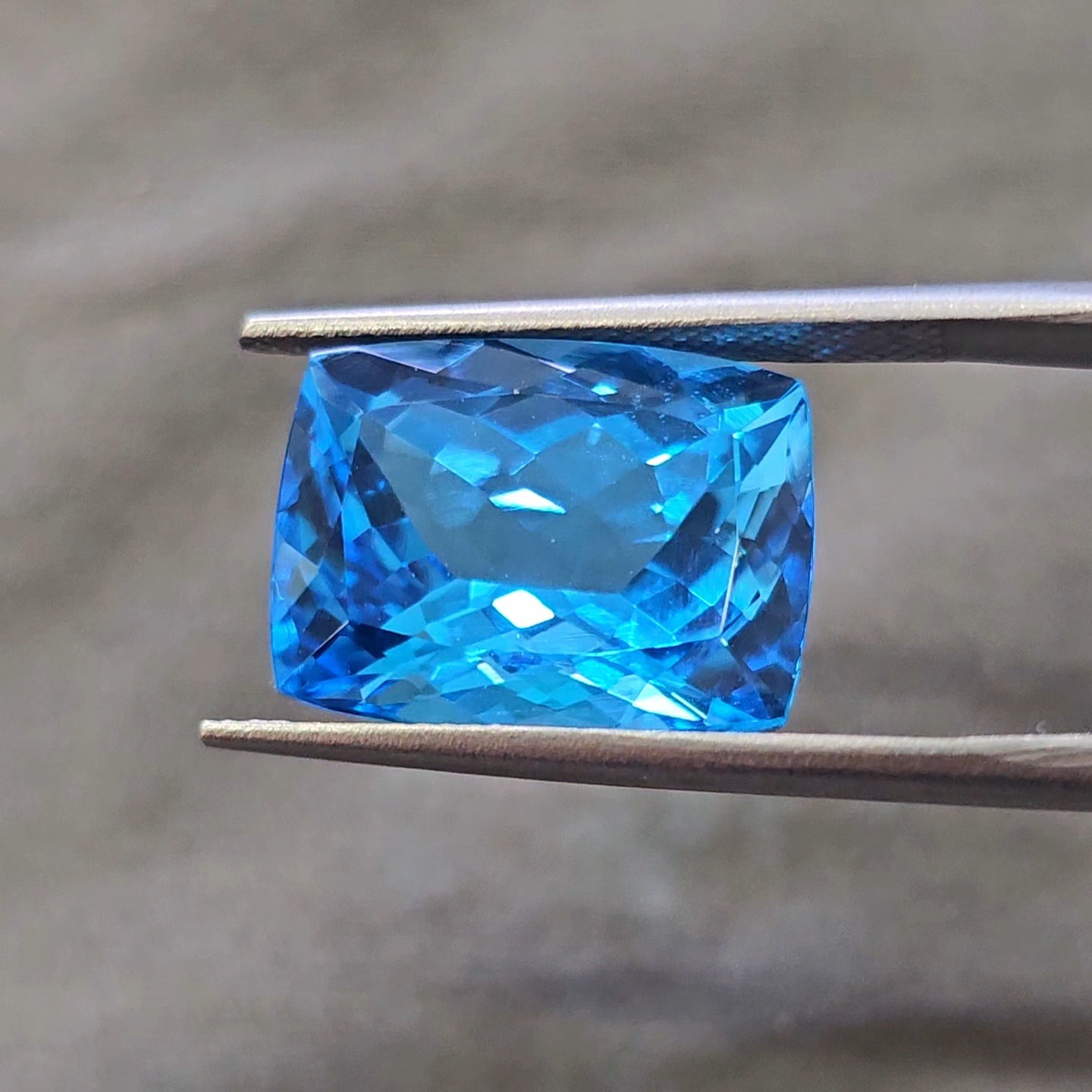 1 Pcs Of Natural Blue Topaz Faceted |Rectangle|  Size:16x12mm - The LabradoriteKing