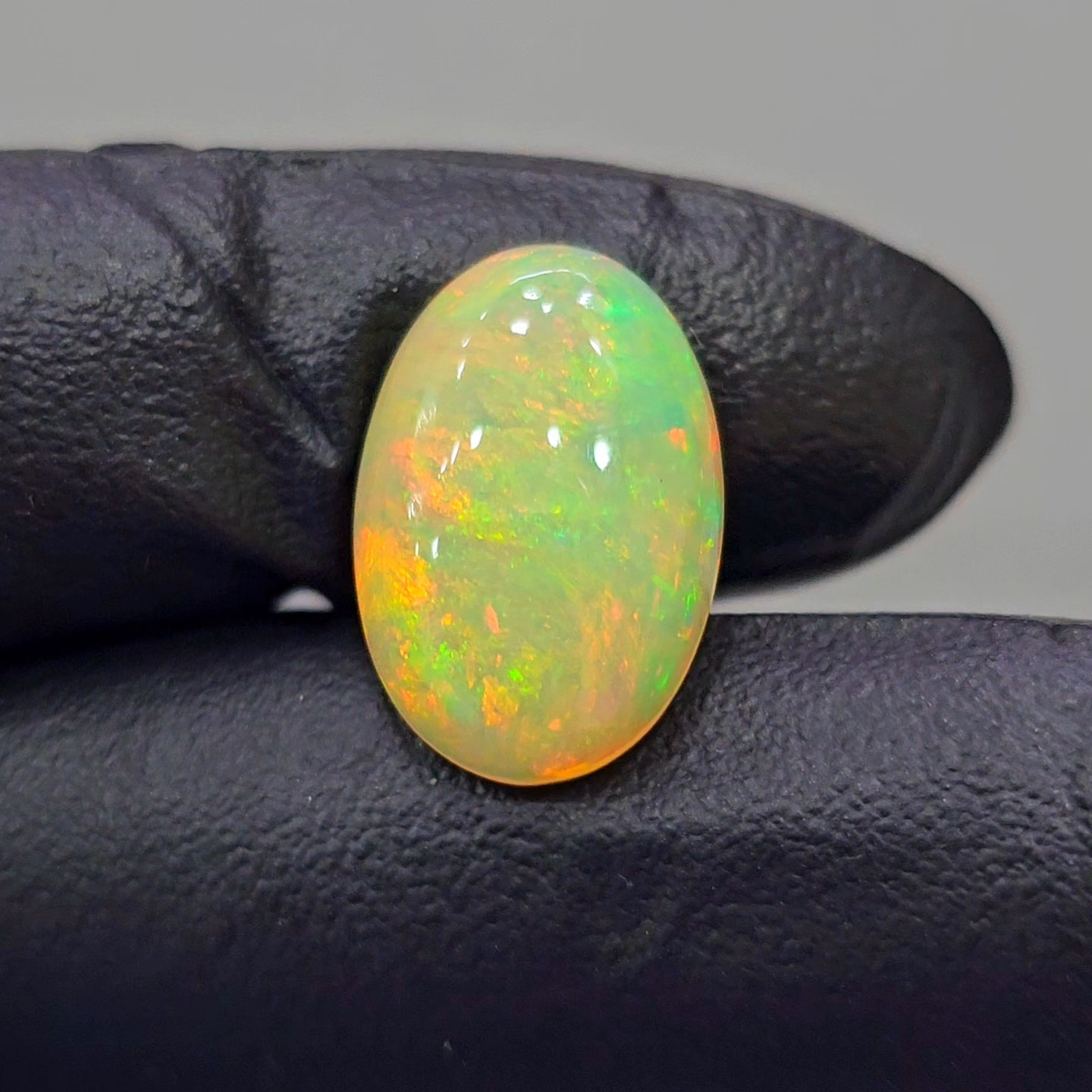 1 Pcs Of Natural Ethiopian Yellow Opal Oval Shape  |WT: 6.5 Cts|Size:18x12mm - The LabradoriteKing