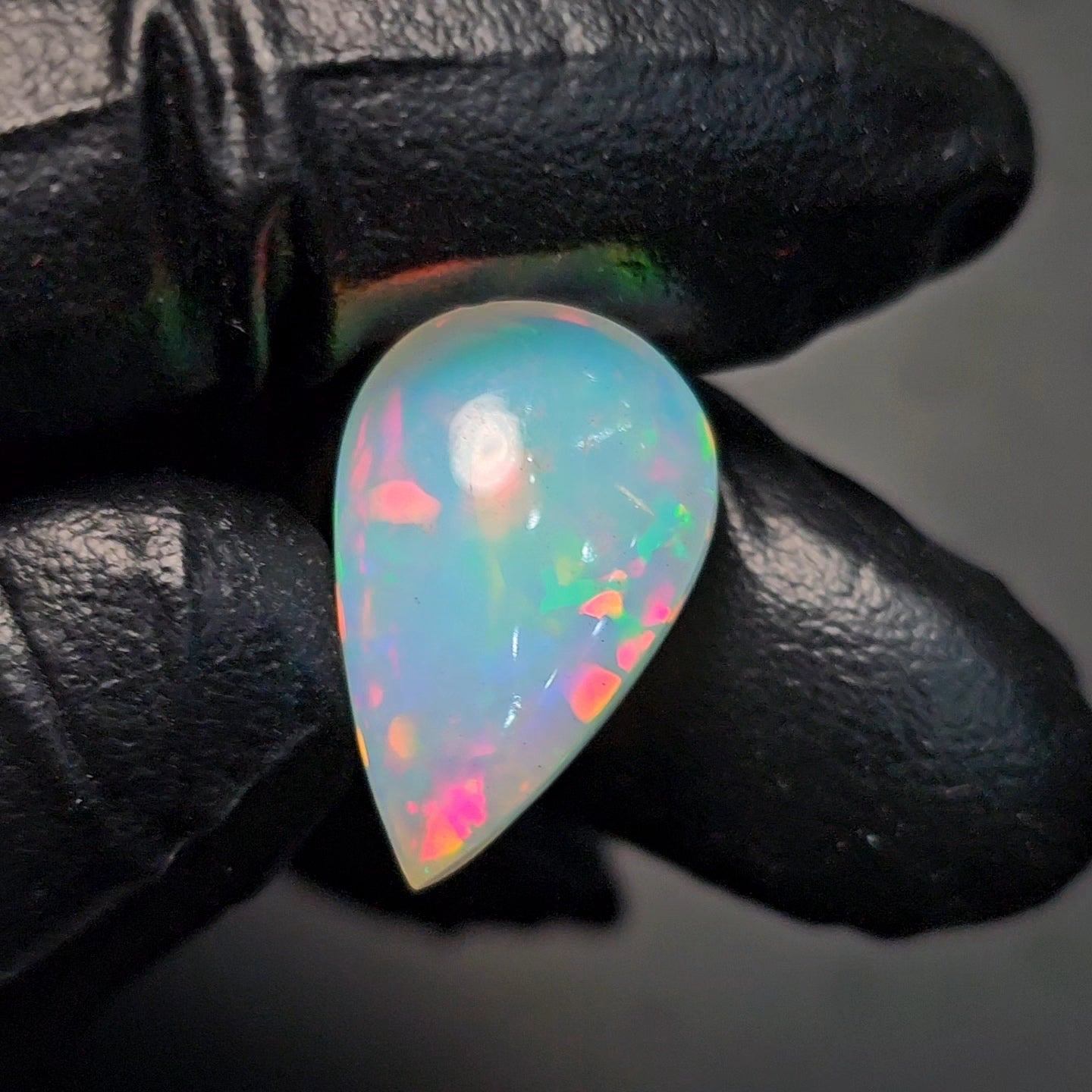 1 Pcs Of Natural Ethiopian White Opal Pear Shape  |WT: 10.7 Cts|Size:19x12mm - The LabradoriteKing