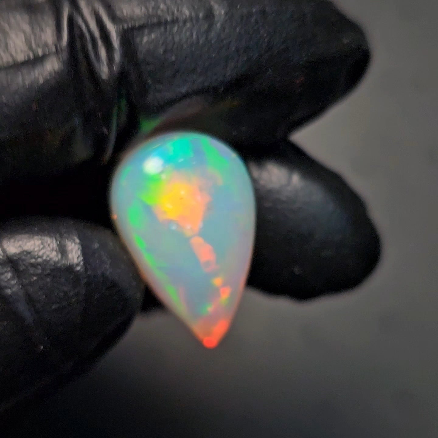 1 Pcs Of Natural Ethiopian White Opal Pear Shape  |WT: 10.7 Cts|Size:19x12mm - The LabradoriteKing