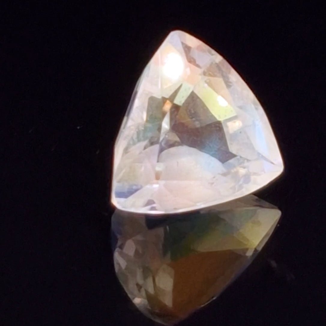 Natural Madagascar Moonstones Faceted | Shape: Trillion | Size: 9mm | Top quality - The LabradoriteKing