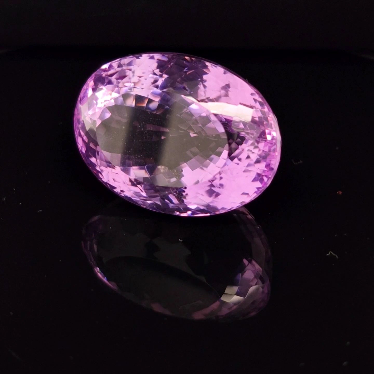 Natural Deep Color Amethyst  Faceted | Oval | Size: 34x25MM