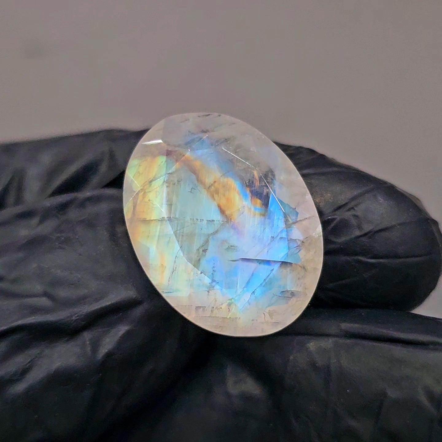 Natural Rainbow Moonstone from India Faceted | Oval | 15x20mm