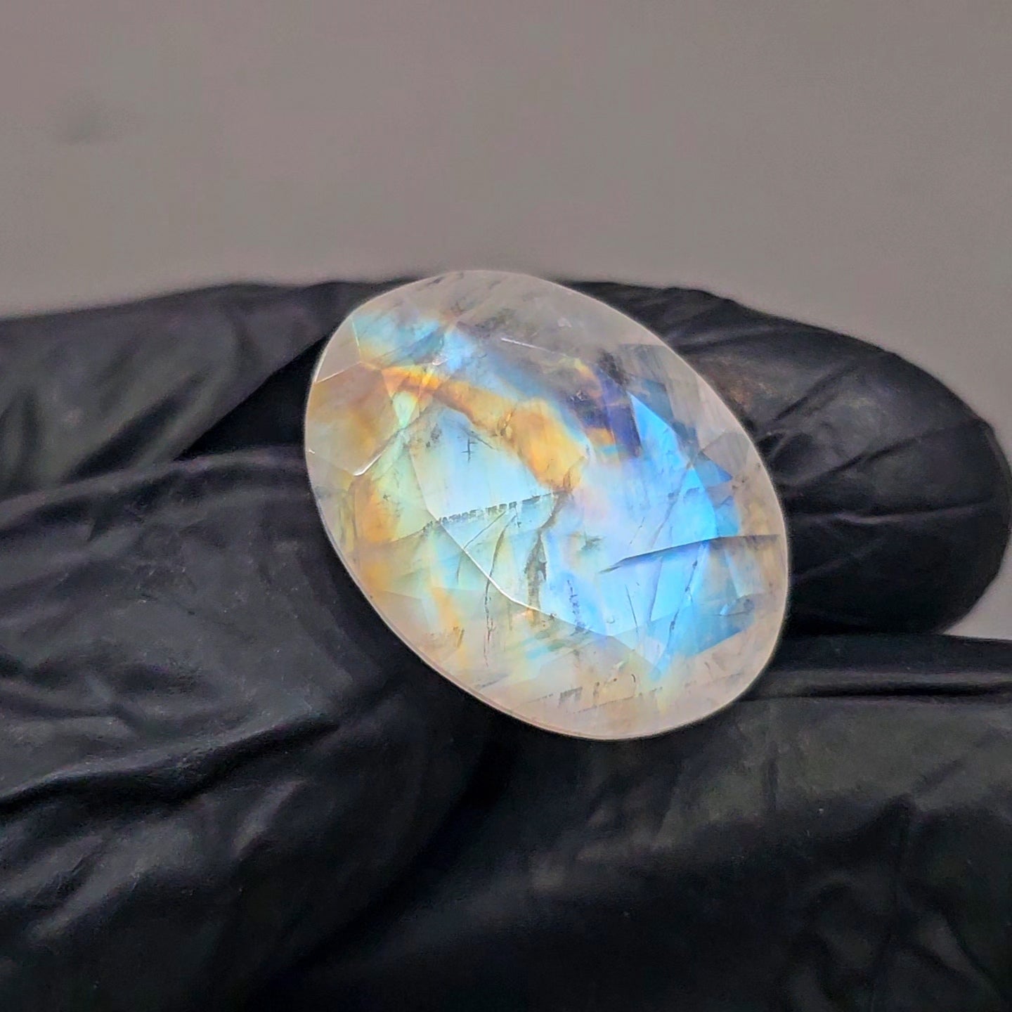 Natural Rainbow Moonstone from India Faceted | Oval | 15x20mm