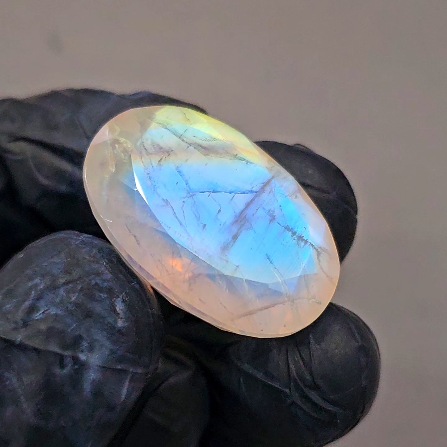 Natural Rainbow Moonstone from India Faceted | Oval | 20x28mm