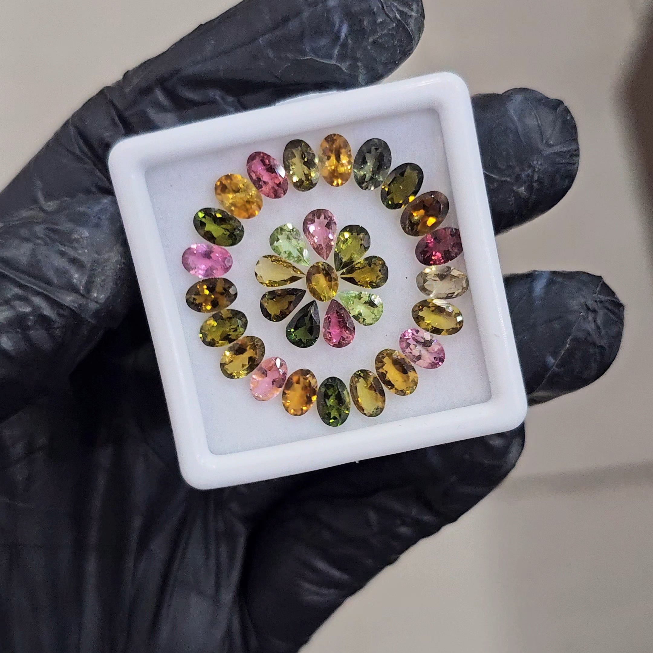 33 Pcs of Natural Pink Tourmaline Faceted  | mix | Size: 6x4mm
