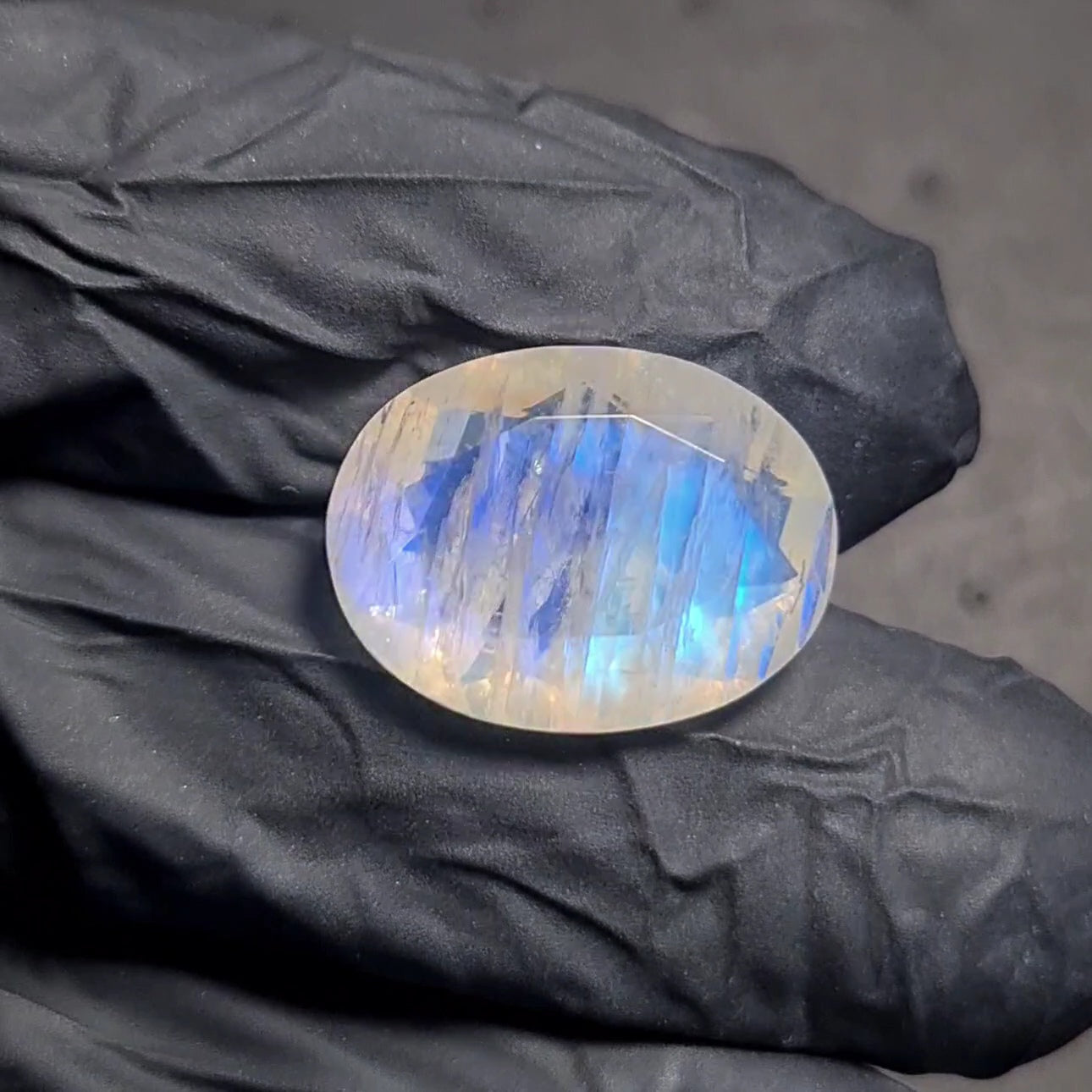 Natural Rainbow Moonstone from India Faceted | Oval| 19x14mm