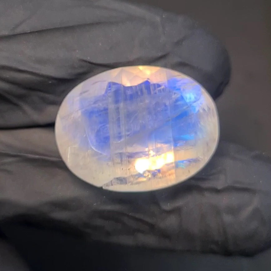 Natural Rainbow Moonstone from India Faceted | Oval| 22x17mm