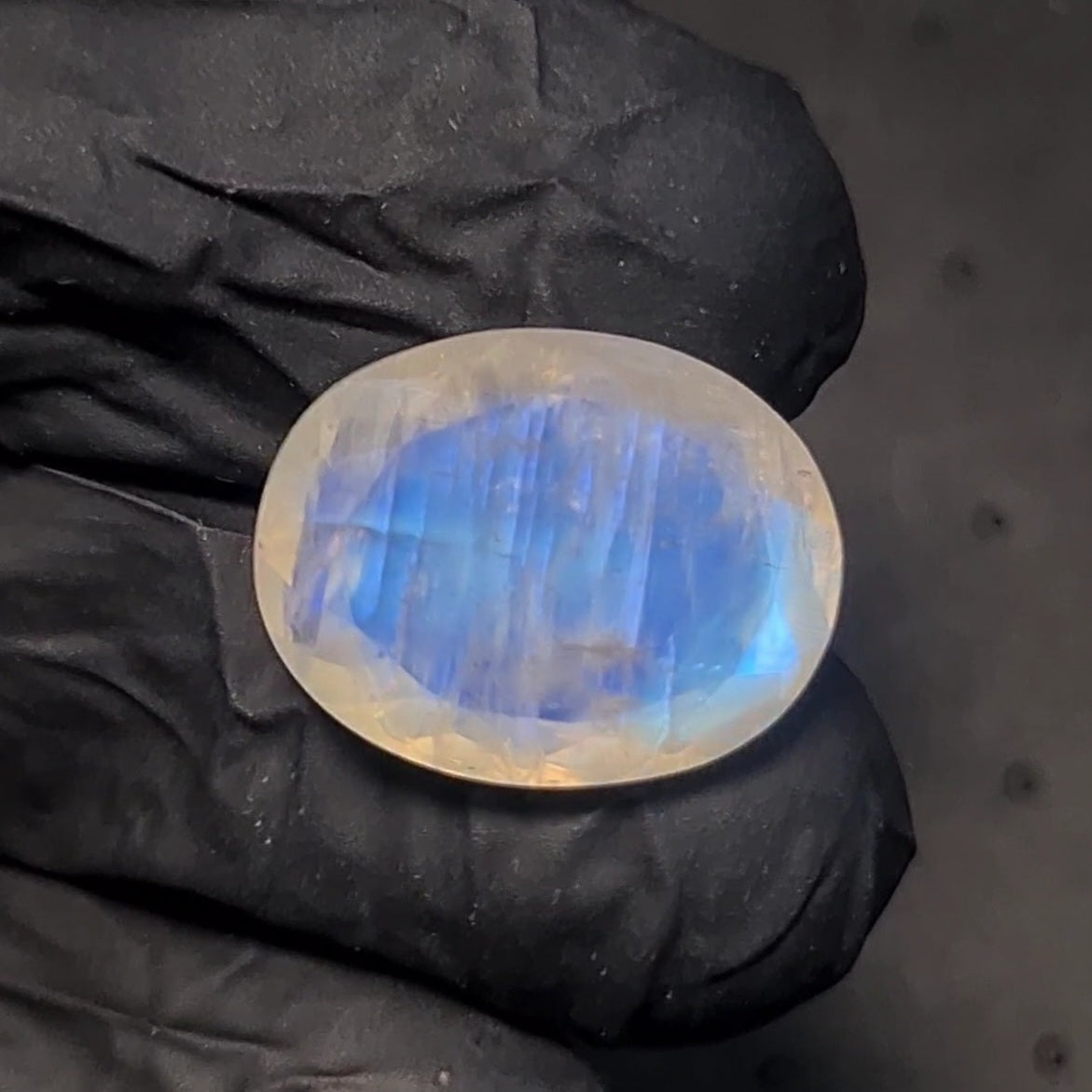 Natural Rainbow Moonstone from India Faceted | Oval| 18x14mm