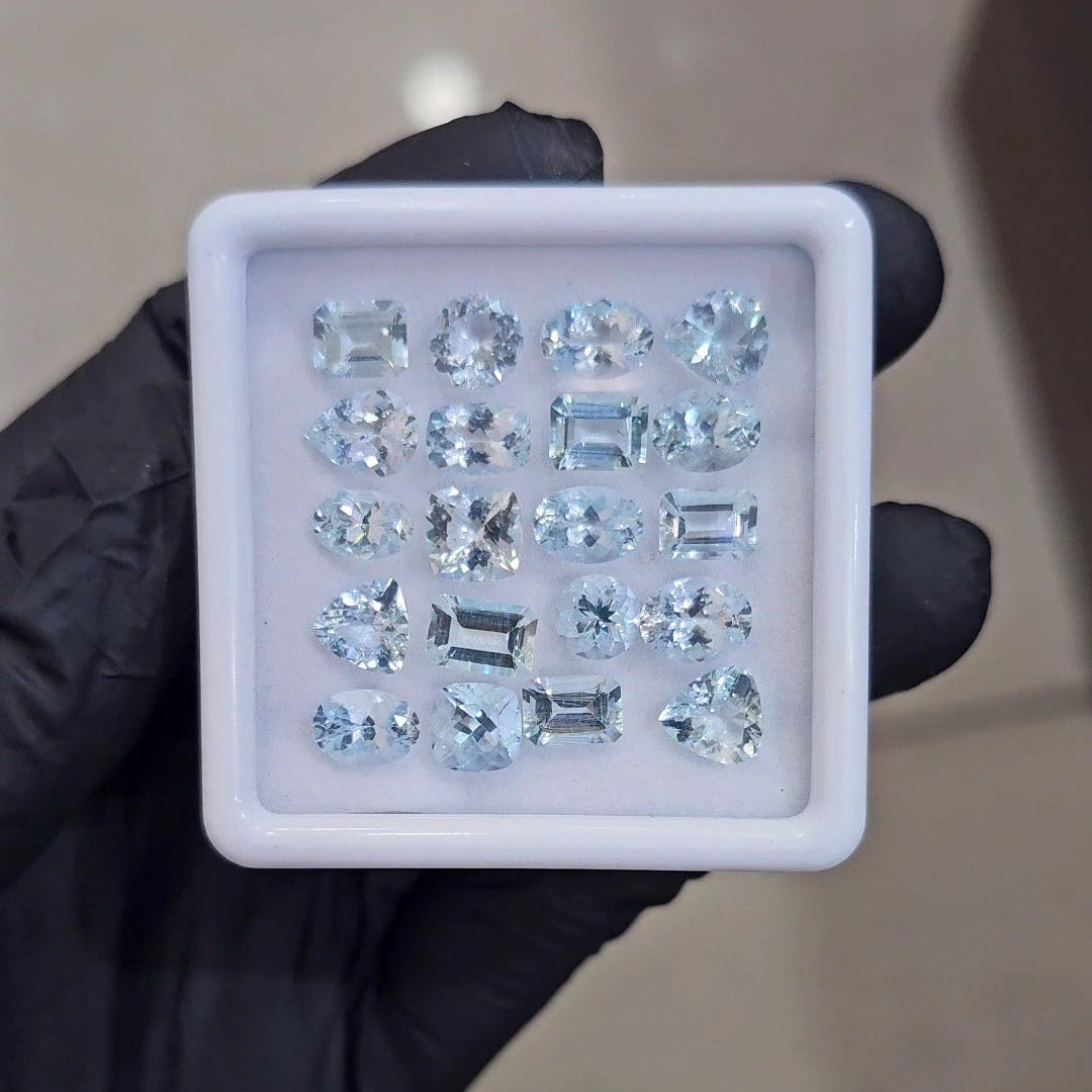 20Pcs of Natural Aquamarine Faceted  | Eye/loupe clean | Mix | Size: 6x8mm - The LabradoriteKing