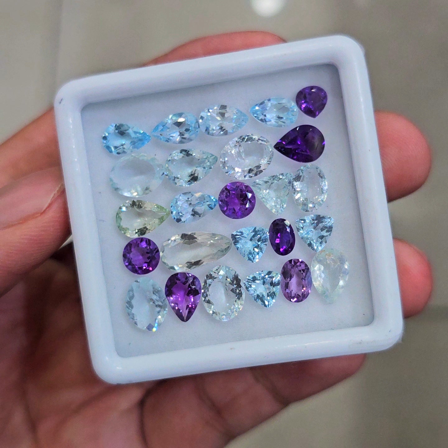 23.8cts Of  Natural Amethyst, Blue Topaz, White Topaz Faceted Gemstone  | Mix | Size: 5-11mm | 25pcs
