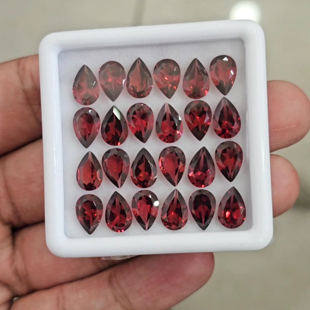 24 pcs Natural Mozambique Garnet Faceted | Pear | Size: 8x6mm