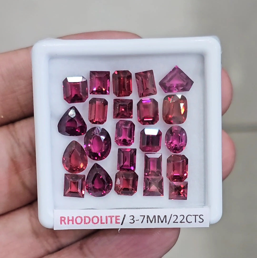 23 Pcs of Natural Rhodolite Garnet Faceted | Mix| Size: 3-7mm