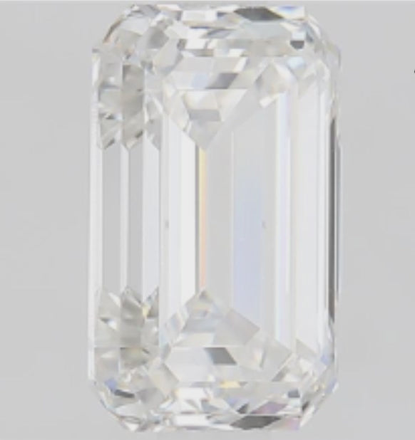 Lab Diamond Emerald Cut | EX Cut | VS2  | E Color | IGI Certified with Engraving