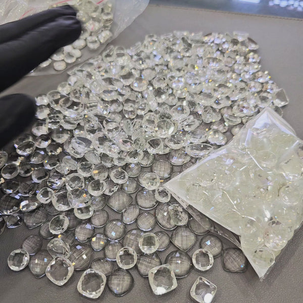 1000 Carats of Clear quartz checkercut (Flat backs)