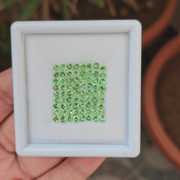 30 Pcs of Natural Tsavorite Garnet : Round Shape | Size:3mm