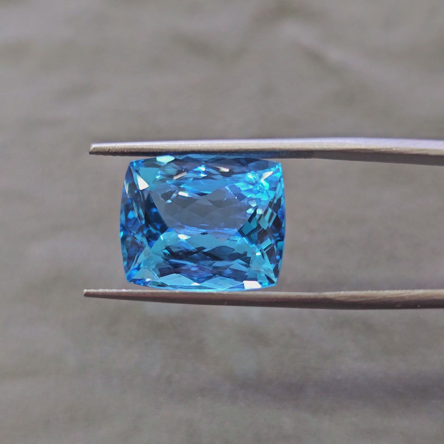 1 Pcs Of Natural Blue Topaz Faceted |Rectangle|  Size:16x13mm