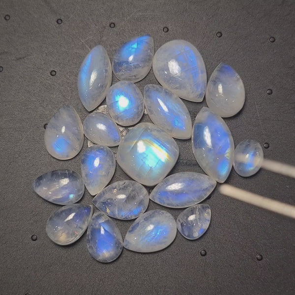 19 Pcs Natural Moonstone Cabochon Gemstone Mix Shape: 9x18mm