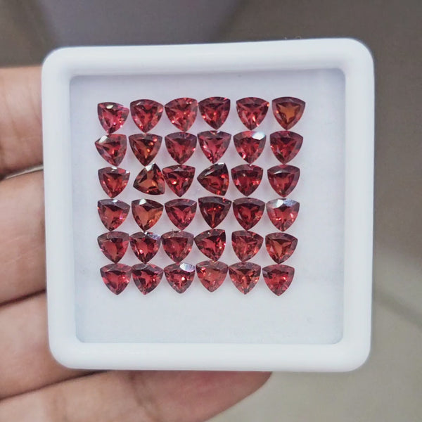 36pcs Natural Mozambique Cherry Garnet Faceted | Trillion | Size: 5mm