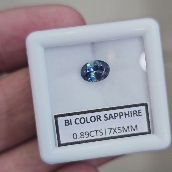 0.89cts  Natural Bi Color Australian Teal Sapphire | 7x5mm| Oval | Unheated