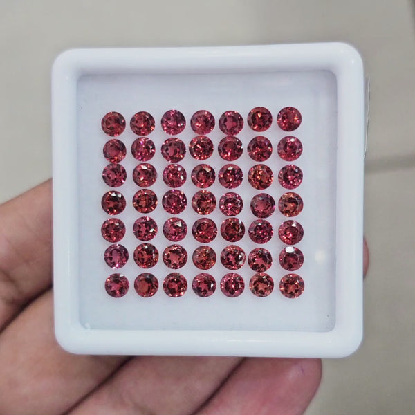 49pcs Natural Mozambique Cherry Garnet Faceted | Round | Size: 4mm
