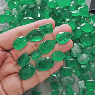 250 Carat scoop of Lab-Grown Emerald Doublet Faceted Gemstones | 10–30mm