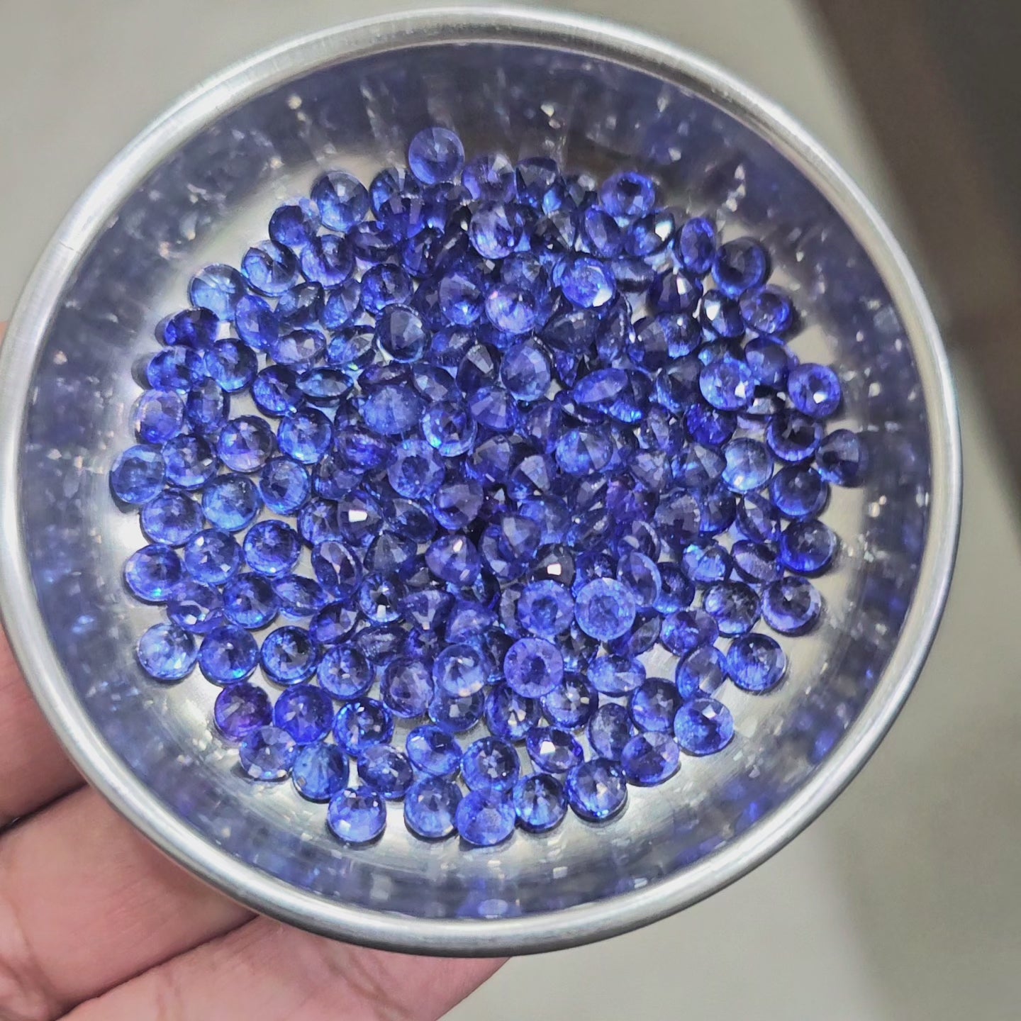 5 Pcs Natural Sapphire  : Round Shape | Size: 6mm and 7mm