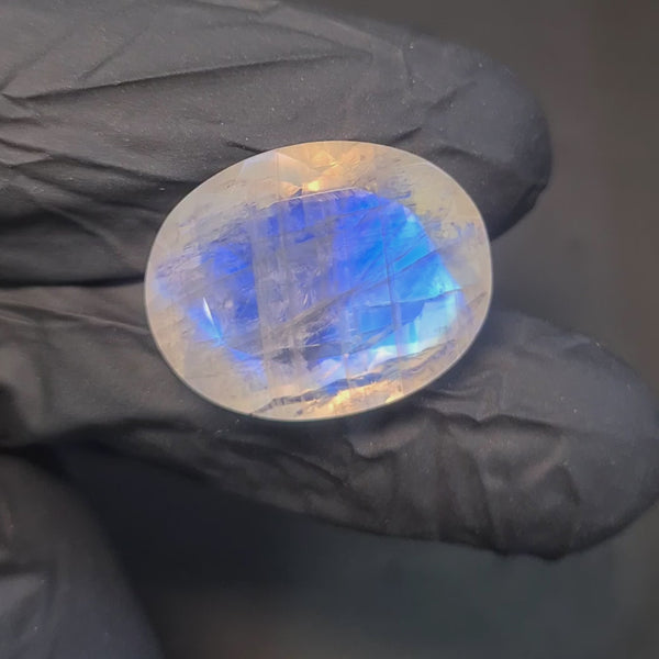Natural Rainbow Moonstone from India Faceted | Oval| 22x17mm