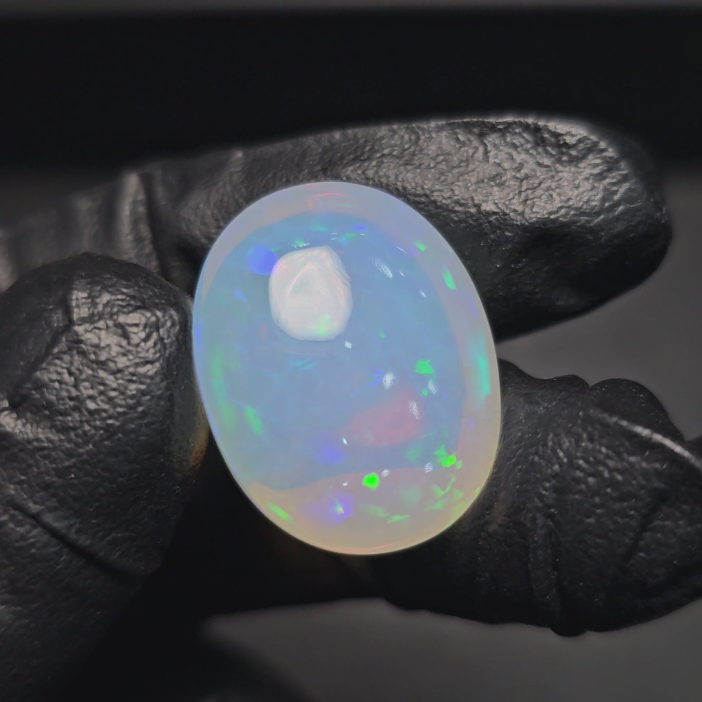 1 Pcs Of Natural Ethopian Opal Oval Shape  |WT: 22.7 Cts|Size: 23x18mm