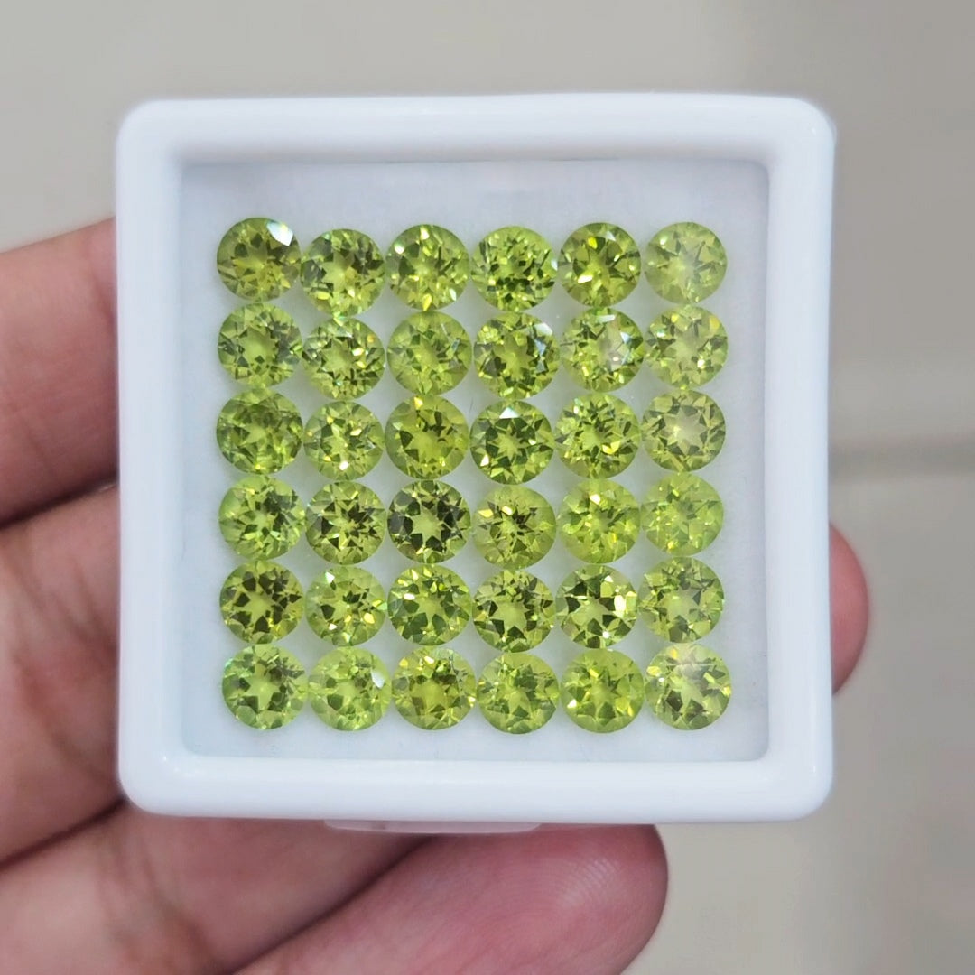 36 Pcs of Natural Peridot Faceted | Round | Size: 5mm
