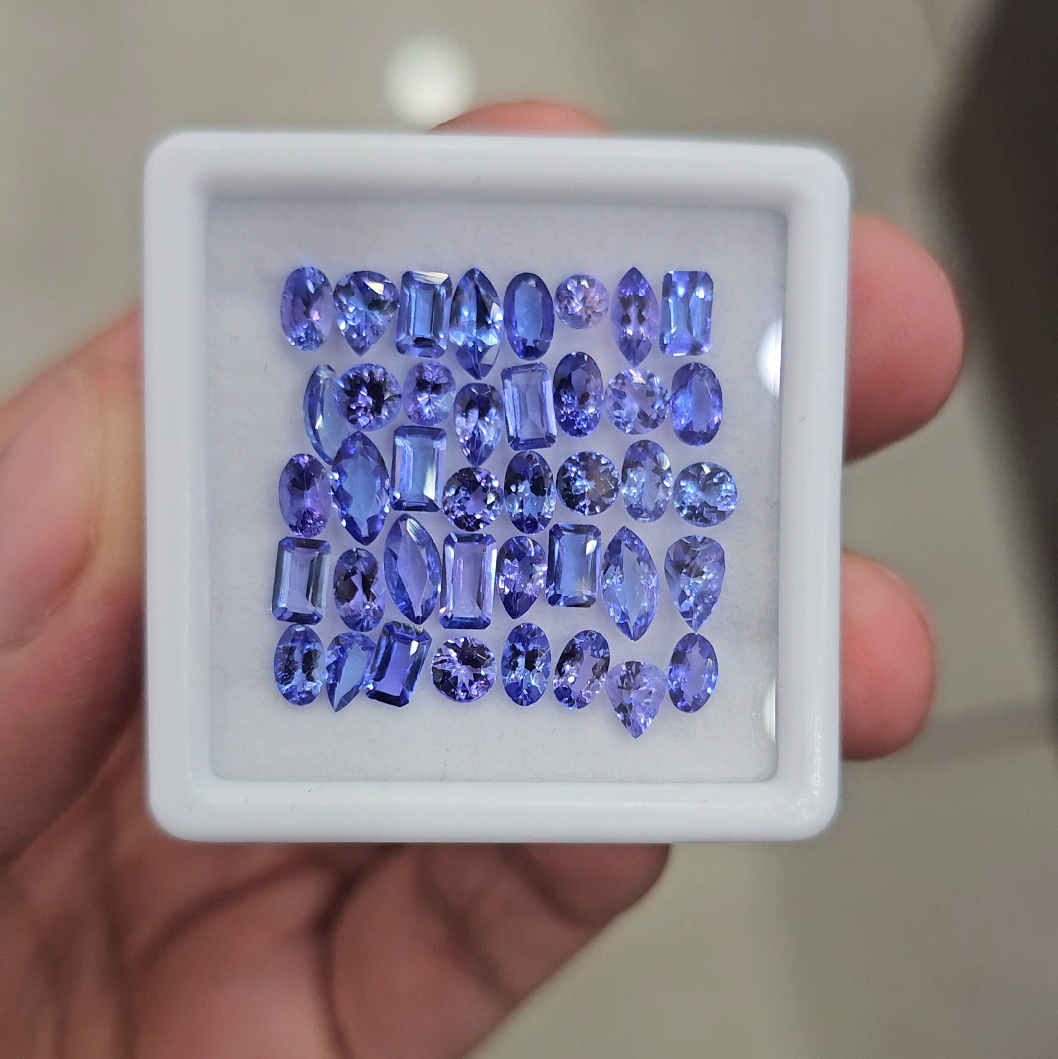 40 Pcs Natural Tanzanite Faceted  | Mix | Size: 3-6mm