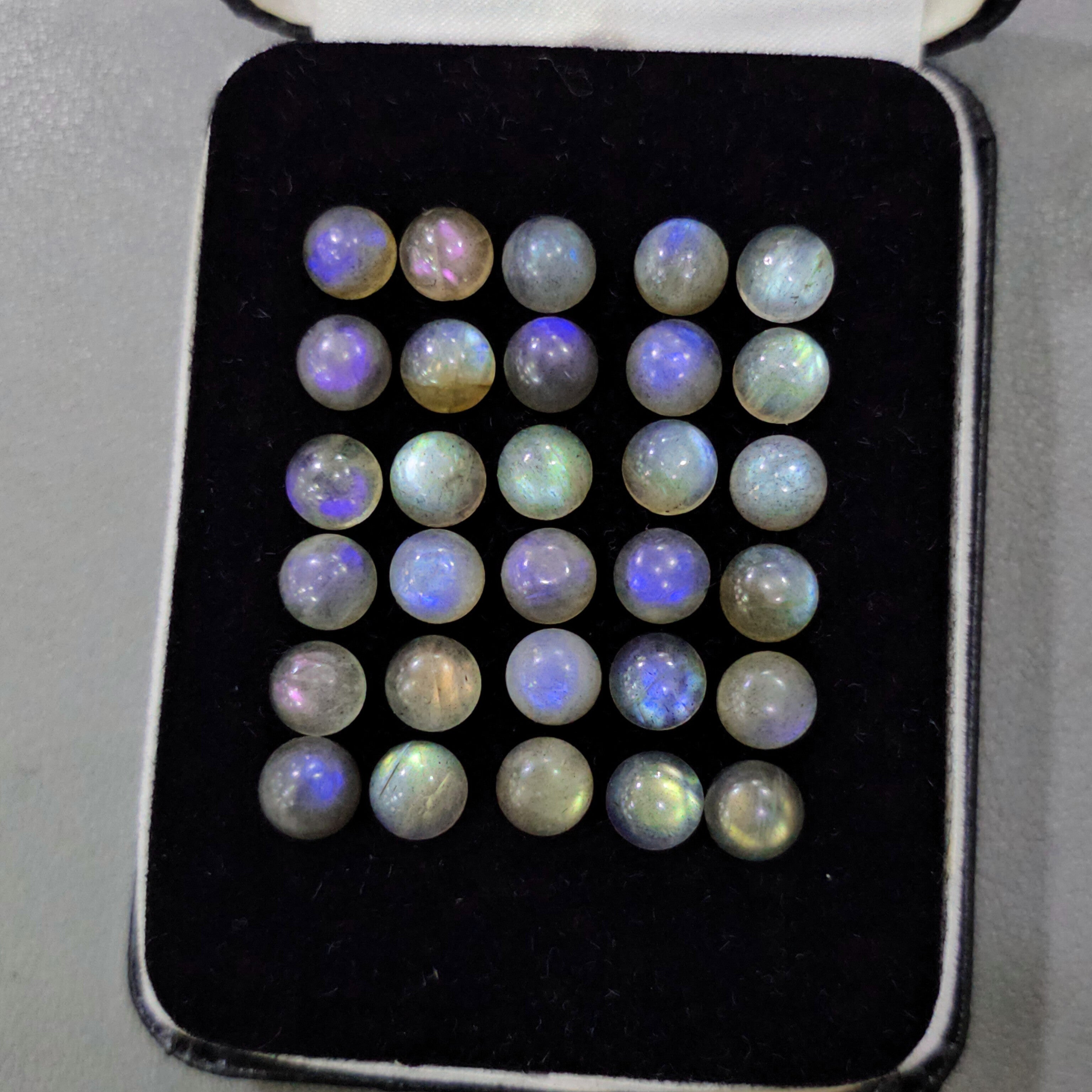 30 Pcs Labradorite Cabochons | 7-12mm | Round Shape Gemstones - The LabradoriteKing
