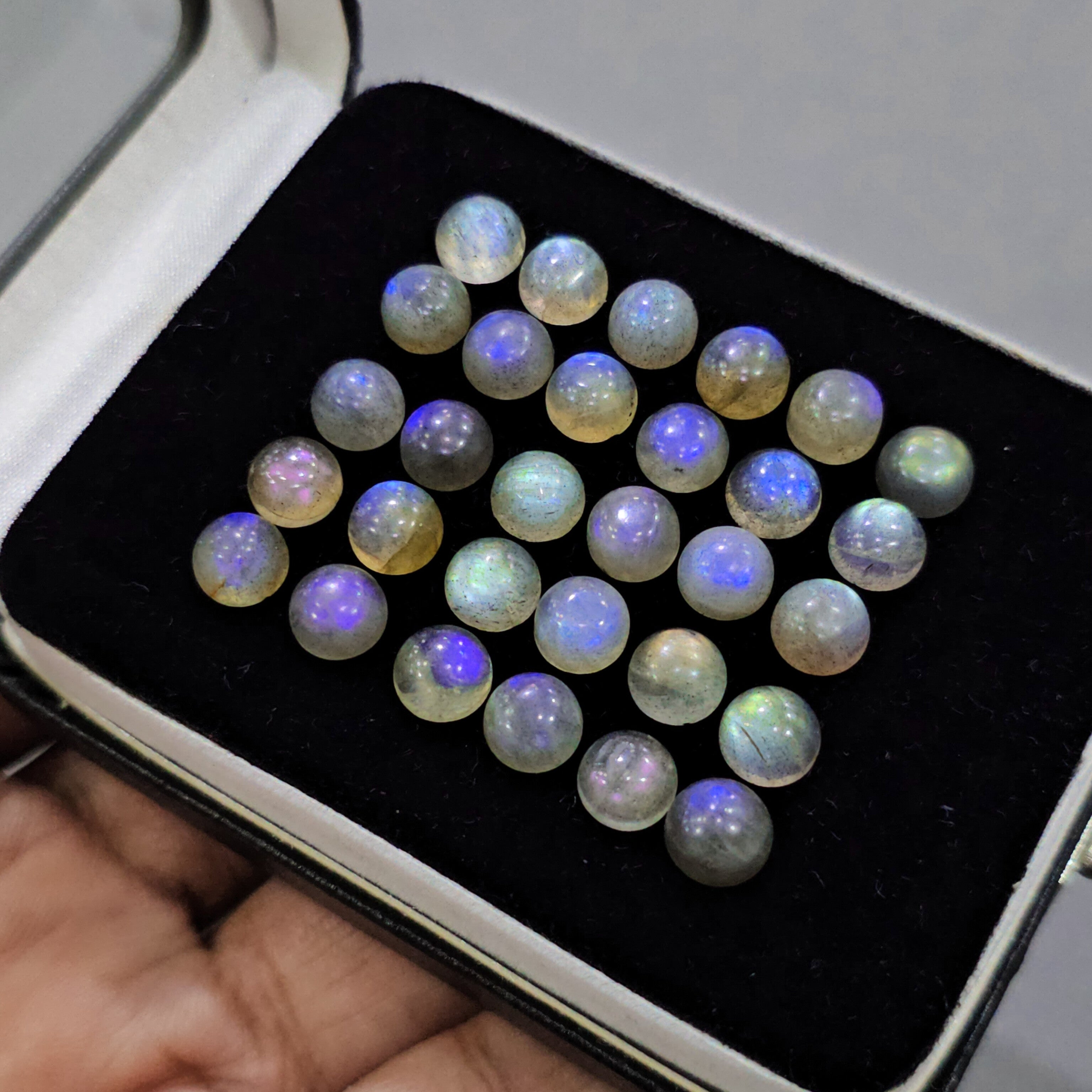 30 Pcs Labradorite Cabochons | 7-12mm | Round Shape Gemstones - The LabradoriteKing