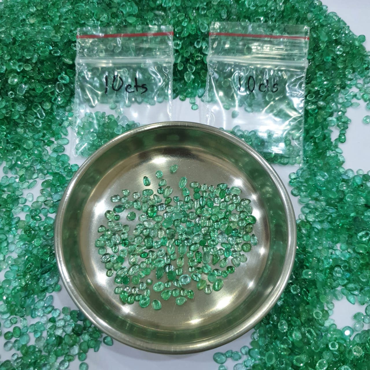 10 Cts of Thin Emerald cabochons | 100pcs Approx 2-5mm - The LabradoriteKing