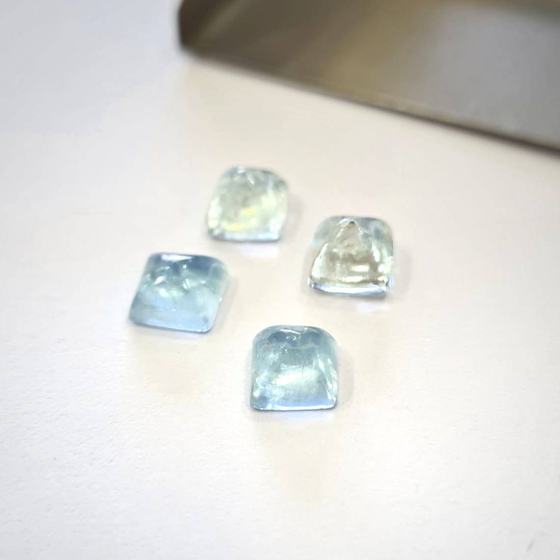 10 Pcs Aquamarine Sugarloaf 5-6mm - The LabradoriteKing